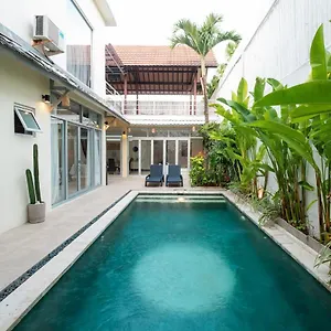 villa-maya-seminyak.ubudhotelsnow.com/