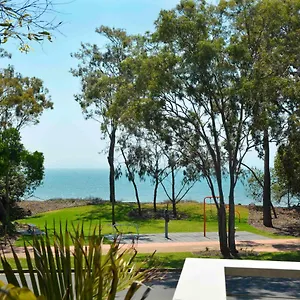 545-esplanade.queenslandhotels.net/
