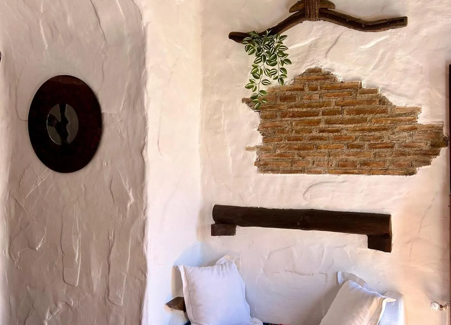 Cuevas De La Paz - Cave House Holidays Los Carriones Spain