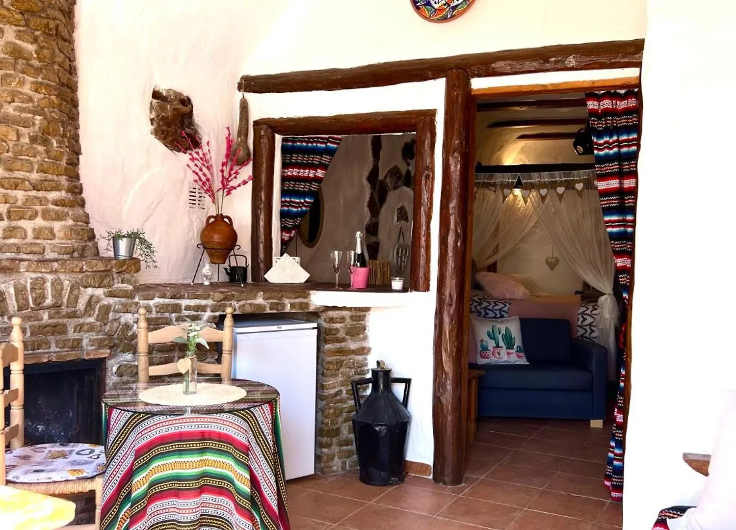 Cuevas De La Paz - Cave House Holidays Los Carriones 0*,  Spain